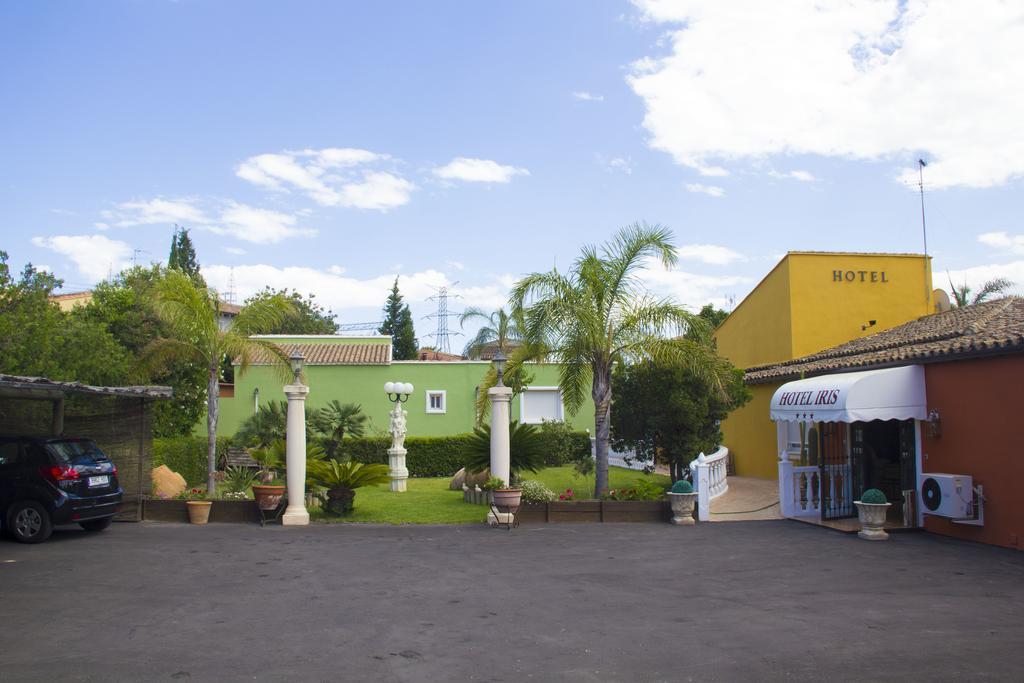 Hotel Iris La Eliana Exteriér fotografie