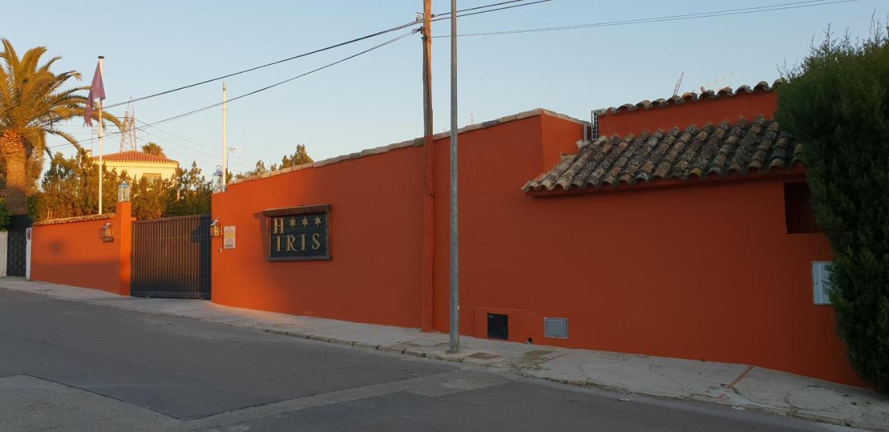 Hotel Iris La Eliana Exteriér fotografie